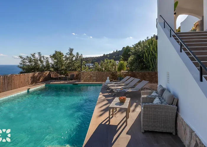 Maracala By Abahana Calpe